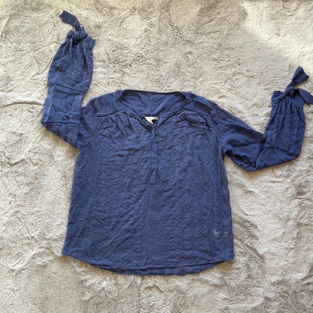 Rebecca Taylor Size 4 Navy Blue Silk Lace Trim Long‎ Sleeve Embroided Top Blouse